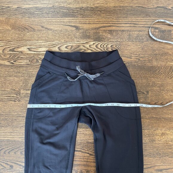 Lululemon Women's Knit Jogger Pant, Black, Size 8 - Picture 9 of 11